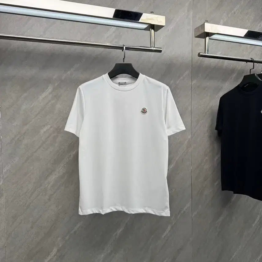 [BUNJANG] Moncler Classic Logo Patch Cotton T-Shirt White / 몽클레어  클래식 로고 와펜 코튼 반팔 티셔츠 화이트