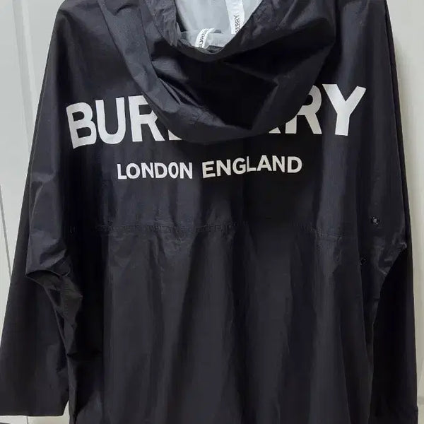 [BUNJANG] Burberry Style Anorak Rain Jumper Black Size M (Fits 105-110) / 버버리 아노락 스타일 바막(레인)점퍼블랙  M 사이즈 중고제품( 105~110)크게나온옷