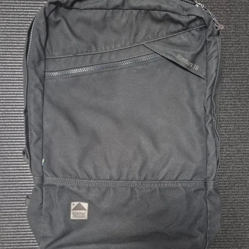 [BUNJANG] Klattermusen Rimturs 18L Backpack Grey / @ 클라터뮤젠 / 배낭 / 가방 / 백팩 / 18L / 그레이