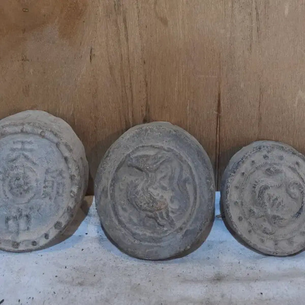 [BUNJANG] Goryeo Dynasty Clay Roof Tile (Sumaksa) - 3 Pieces / 문양좋은 800년 고려와당 3점
