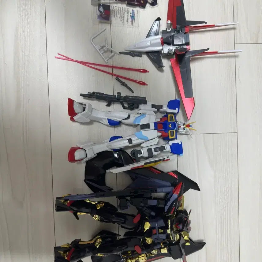 [BUNJANG] Bandai 1/100 Force Impulse Gundam, Astray Gold Frame Amatsu Mina Model Kit / 건담 1/100 포스 임펄스, 아스트레이 골드프레임 아마츠미나