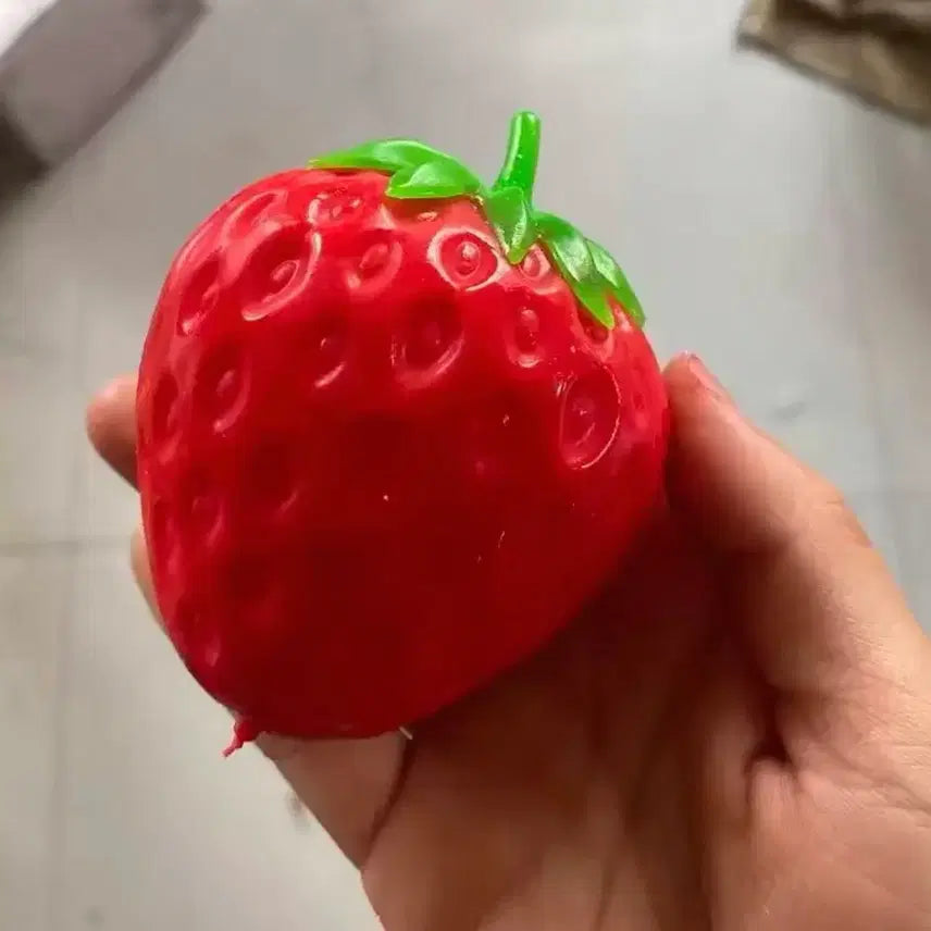 [BUNJANG] Strawberry Wack-a-Mole Toy / 딸기 왁뿌볼