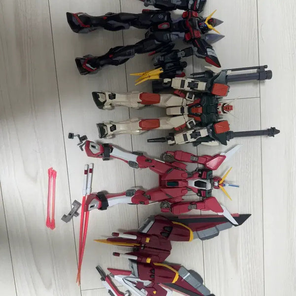 [BUNJANG] Gundam MG Blitz, Buster, Infinity Justice Model Kits (Assembled) / 건담 mg 블리츠 버스터 인피니티 저스티스