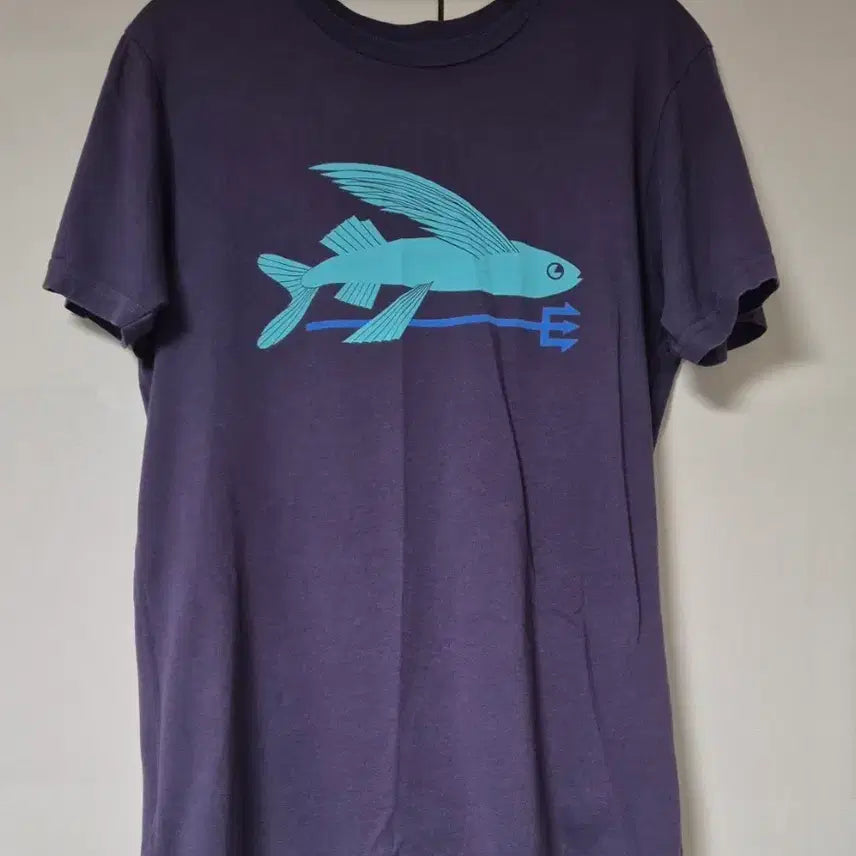 [BUNJANG] Patagonia Flying Fish Graphic T-Shirt (Organic Cotton) / @ 파타고니아 / 반팔 / 그래픽 티셔츠 / 플라잉 피시 (Flying Fish)
