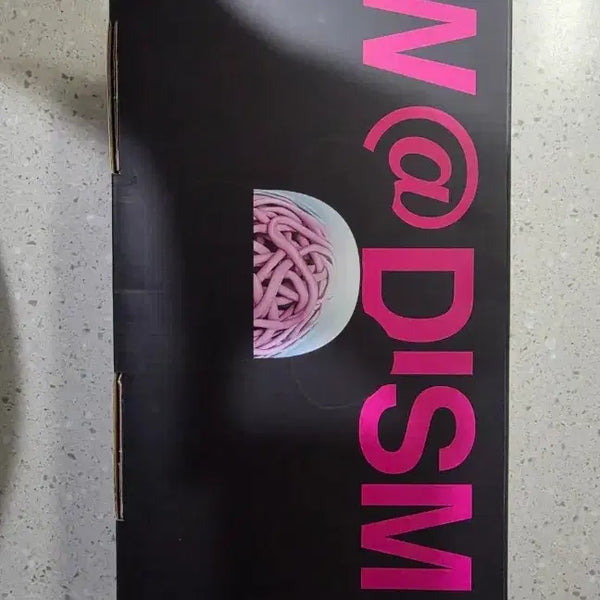 [BUNJANG] Medicom Toy x Wadi Bearbrick WDISM 400% Black Matte (Wadi Signed) Limited Edition / 와디즘 베어브릭 W.D.ISM 400%블랙(와디싸인)