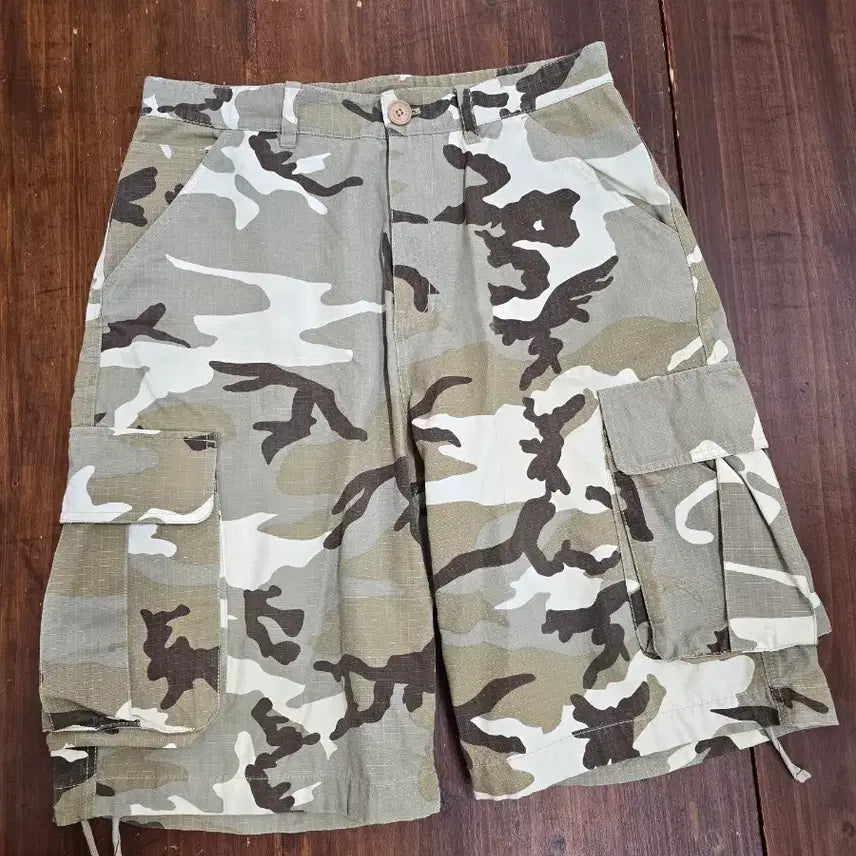 [BUNJANG] WEcanders Bermuda Shorts Camouflage Pattern (M) / 위캔더스 버뮤다팬츠 반바지 쇼츠 m