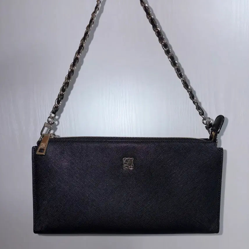 [BUNJANG] Louis Quatorze Chain Shoulder Bag / 루이까또즈 체인 숄더백