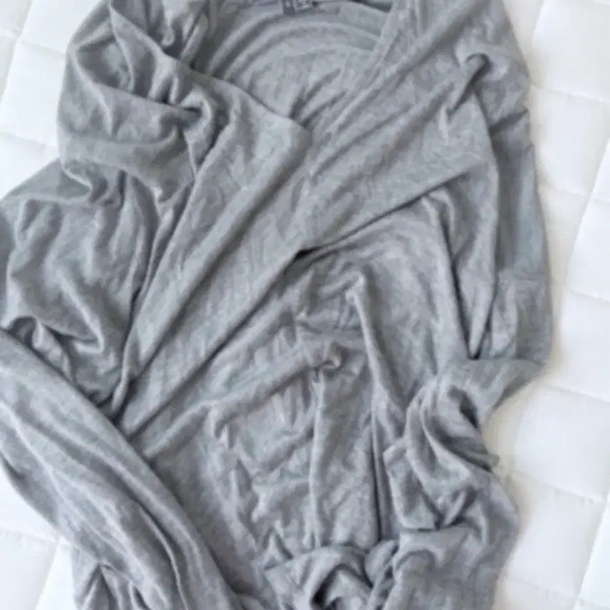 [BUNJANG] Vintage Y2k Grey Long Sleeve Top / 후들후들 빈티지 Y2k 그레이 롱슬리브 탑