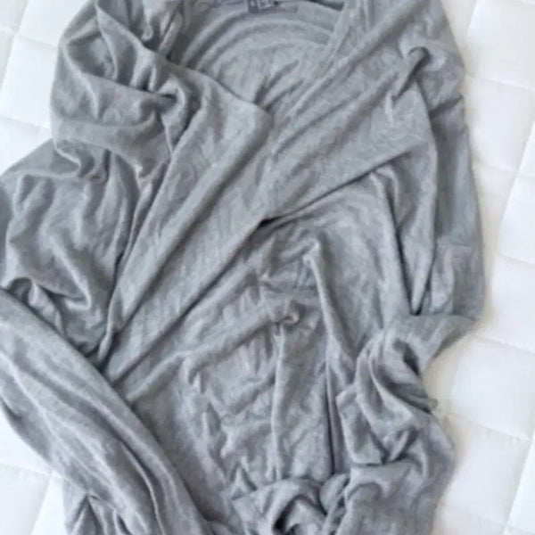 [BUNJANG] Vintage Y2k Grey Long Sleeve Top / 후들후들 빈티지 Y2k 그레이 롱슬리브 탑