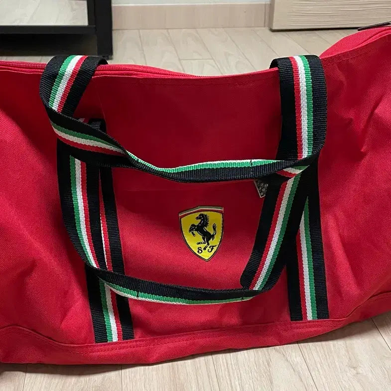 [BUNJANG] Ferrari Duffle Bag / Boston Bag / Gym Bag / 페라리 더플백(보스턴백/운동가방)