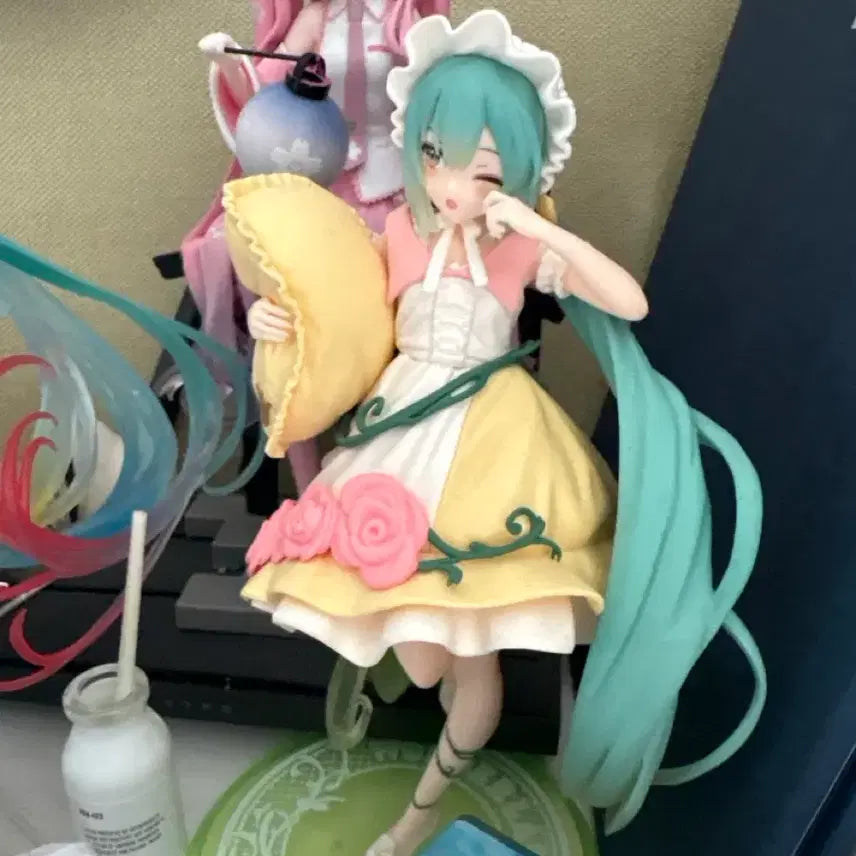 [BUNJANG] Vocaloid Hatsune Miku Sleeping Beauty Wonderland TAITO Prize Figure / 하츠네 미쿠 피규어  잠자는 숲속의 공주 원더랜드 타이토 경피 보컬로이드 보카로