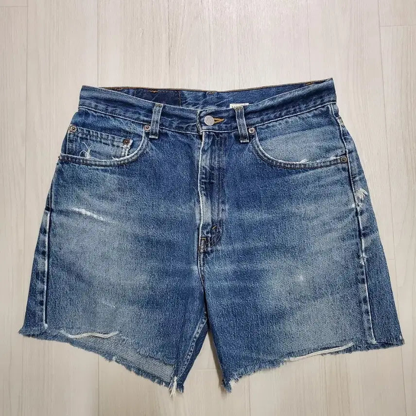 [BUNJANG] Levi's Cut-Off Denim Shorts / 리바이스 컷오프 반바지