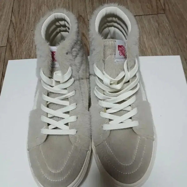 [BUNJANG] Vans Sk8-Hi Fur Version Light Grey Sneakers (245) / 새상품 반스 스케이드 하이
