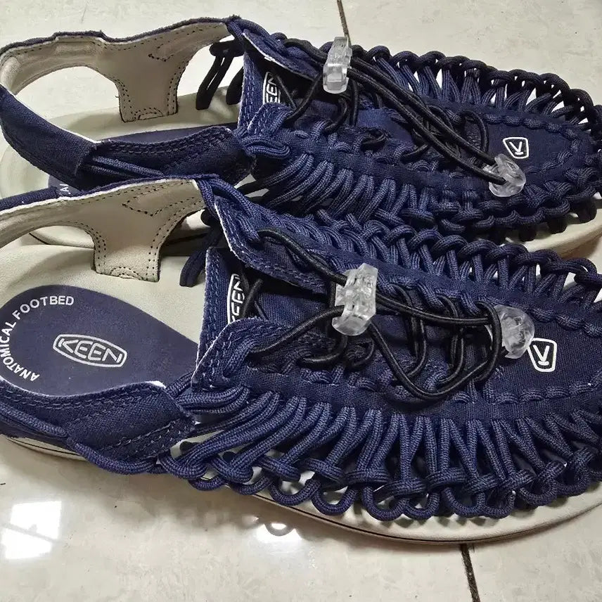 [BUNJANG] KEEN Unique Sandals Navy / 킨 유니크 샌들 네이비