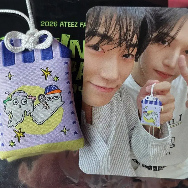 [BUNJANG] ATEEZ Fanmeeting Omamori & Unit Photocard Set (Wooyoung, San) / 에이티즈  ATEEZ 팬미팅 오마모리 + 유닛 우산 포카 우영 산