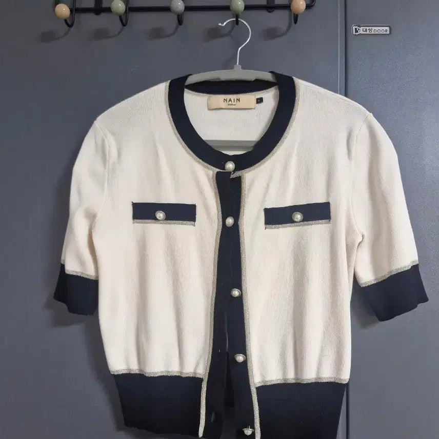 [BUNJANG] NAIN Pearl Button Color-Block Rayon Cardigan / NAIN 진주 단추 배색 고급 레이온. 가디건 5566