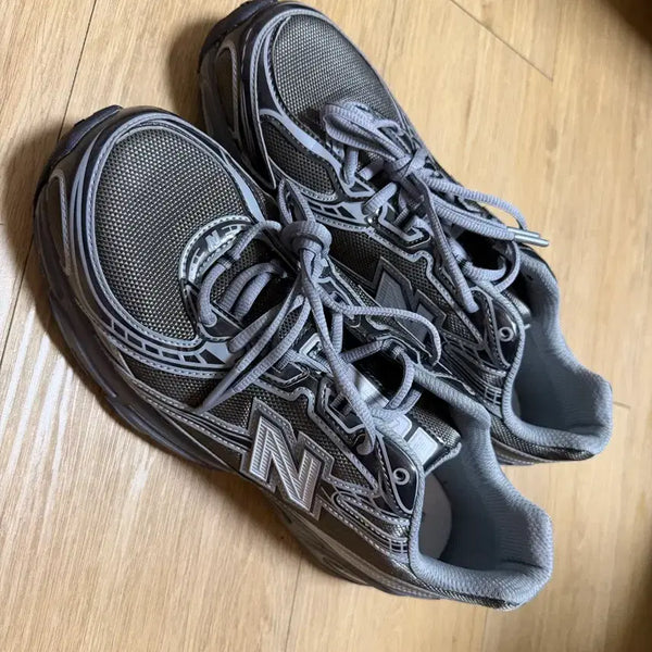 [BUNJANG] New Balance 740 Metallic Grey 300mm / (마지막가격 공홈 새상품)뉴발란스740 메탈릭그레이 300mm