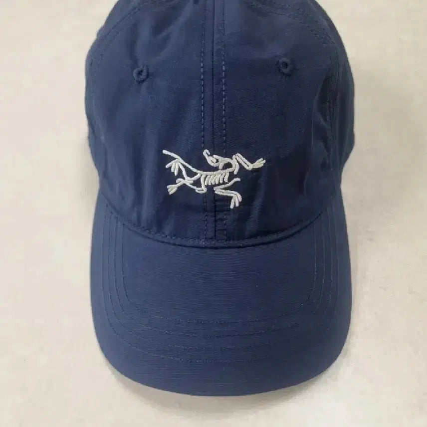 [BUNJANG] Arc'teryx Baseball Cap Navy / 아크테릭스 볼캡 네이비