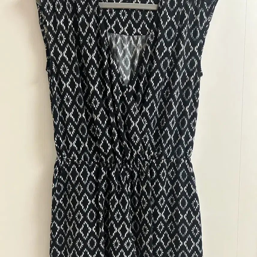 [BUNJANG] Banana Republic Women's Jumpsuit Black/White Pattern / 바나나리퍼블릭 점프수트