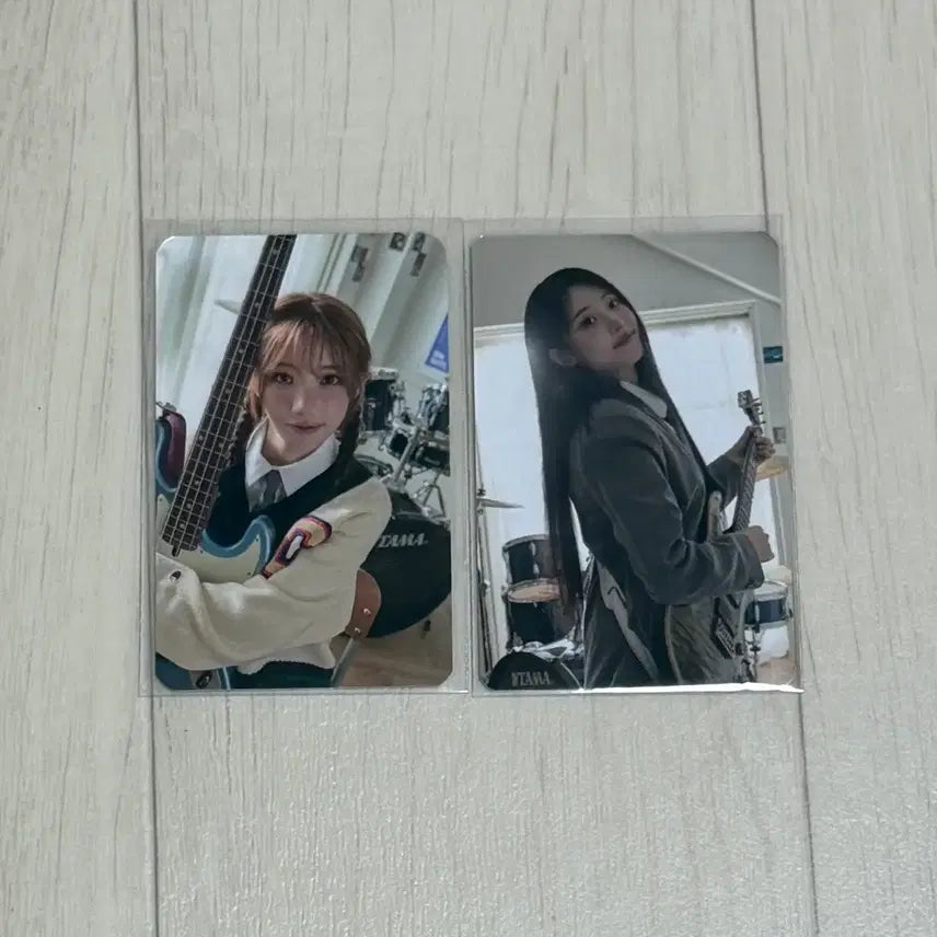 [BUNJANG] QWER Soul Strike Double-Sided Photocard (Magenta, Ina) / QWER 소울 스트라이크 양면 포토카드