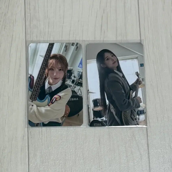 [BUNJANG] QWER Soul Strike Double-Sided Photocard (Magenta, Ina) / QWER 소울 스트라이크 양면 포토카드