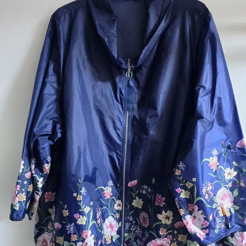 [BUNJANG] Madame 4060 Windbreaker Jacket / 마담4060 바람막이 자켓100