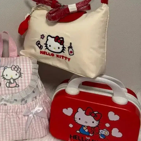 [BUNJANG] Hello Kitty Ready Bag Crossbody Bag / 헬로 키티 크로스백 레디백