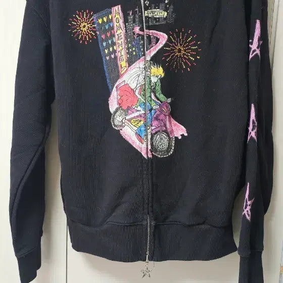 [BUNJANG] Black Graphic Print Zip-Up Hoodie / 블랙 지퍼 후드티 그래픽 프린팅