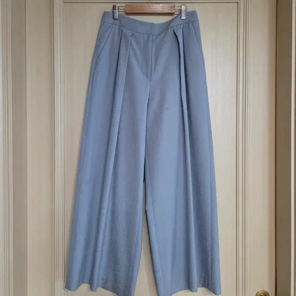[BUNJANG] TIME Wide Pintuck Slacks Sky Blue / 22년 한섬 타임 하늘색 와이드 핀턱 슬랙스