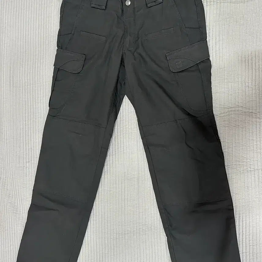 [BUNJANG] 5.11 Tactical Black Cargo Pants (Unisex) / 5.11 택티컬 블랙 카고팬츠  여성용 남성가능