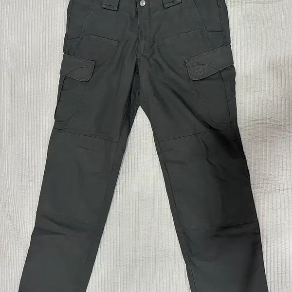 [BUNJANG] 5.11 Tactical Black Cargo Pants (Unisex) / 5.11 택티컬 블랙 카고팬츠  여성용 남성가능
