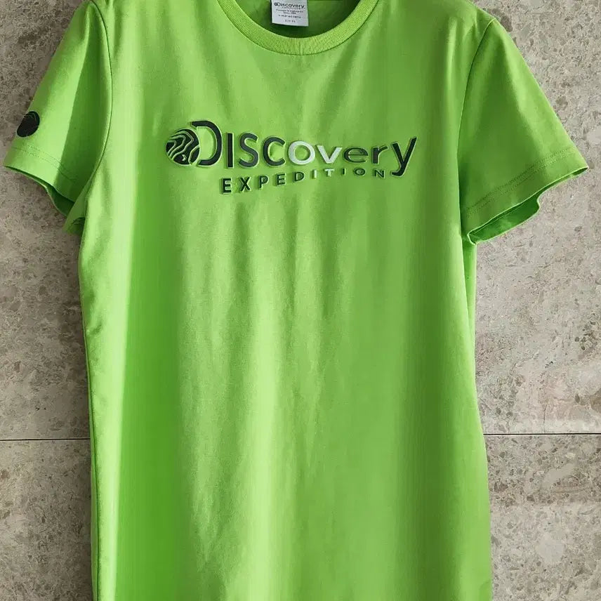 [BUNJANG] Discovery Expedition Lime Short Sleeve T-Shirt Size 95 / 디스커버리 익스페디션 라임색 반팔티 95