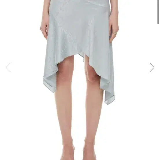 [BUNJANG] Too Much Tax Rose Satin Flare Skirt S / 투머치택스 로즈 새틴 플레어 스커트 s