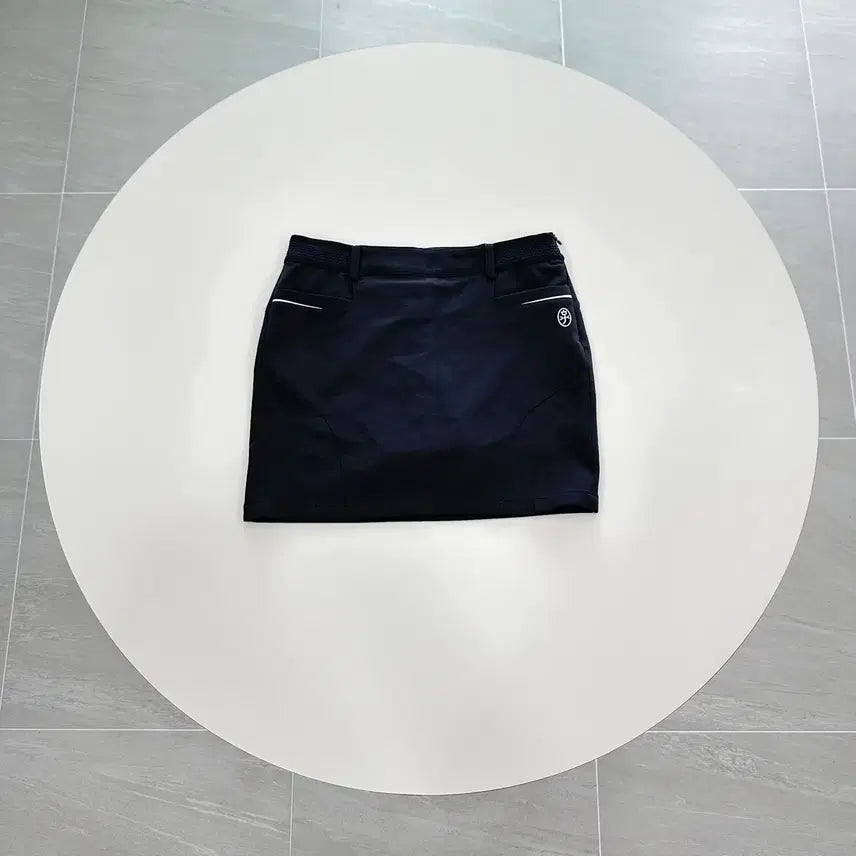 [BUNJANG] Castelbajac Women's Golf Skirt Size 67 / 까스텔바작 골프스커트 여성골프웨어 67