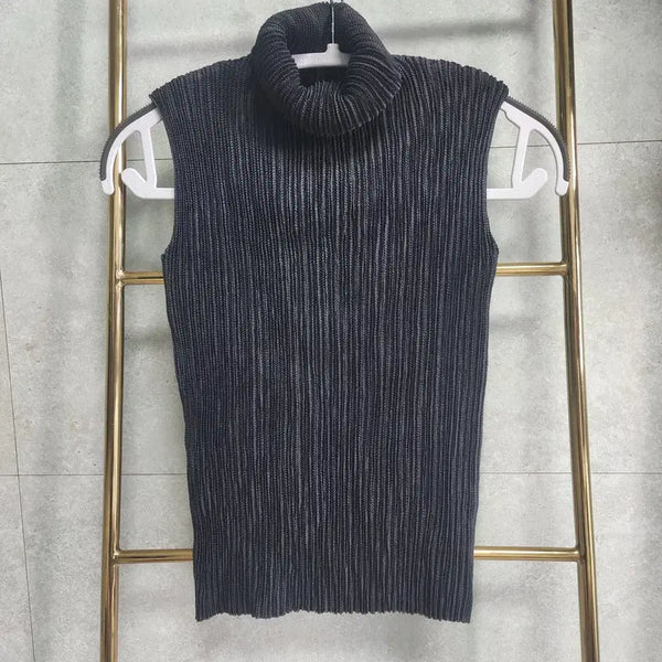 [BUNJANG] Black Pleated Turtle Neck Sleeveless Top / 검정색 스피치오 플리츠 터틀민소매