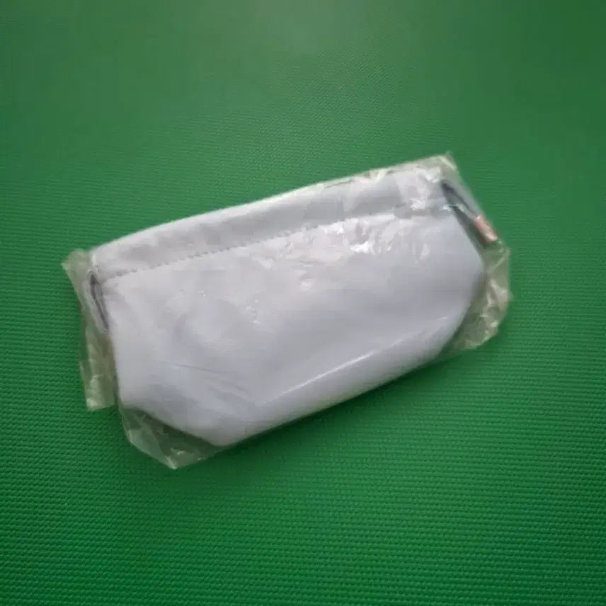 [BUNJANG] Laneige MY Cushion Drawstring Pouch Light Blue (Sealed) / 미개봉)라네즈 뮤이쿠션 복조리 파우치 연블루