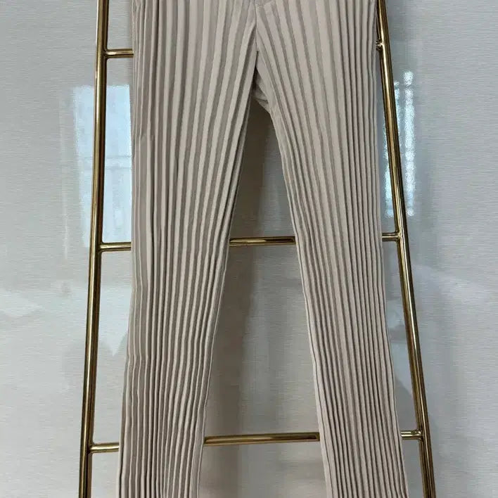 [BUNJANG] Issey Miyake Pleats Semi Wide Pants / 이세이미야케  플리츠 세미 와이드 팬츠