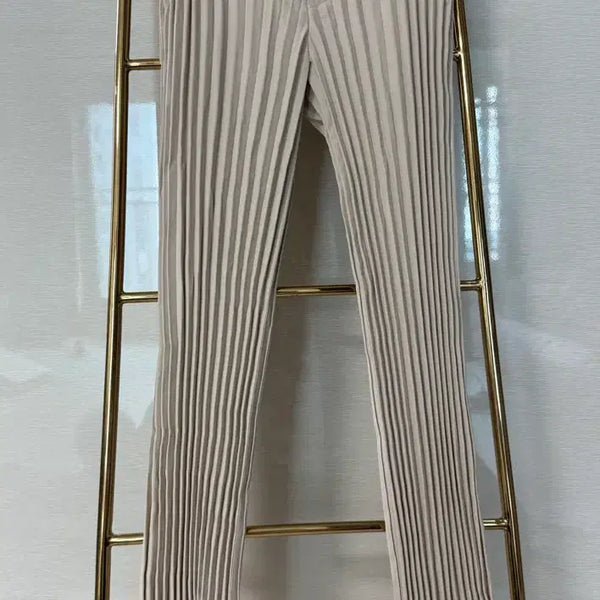 [BUNJANG] Issey Miyake Pleats Semi Wide Pants / 이세이미야케  플리츠 세미 와이드 팬츠