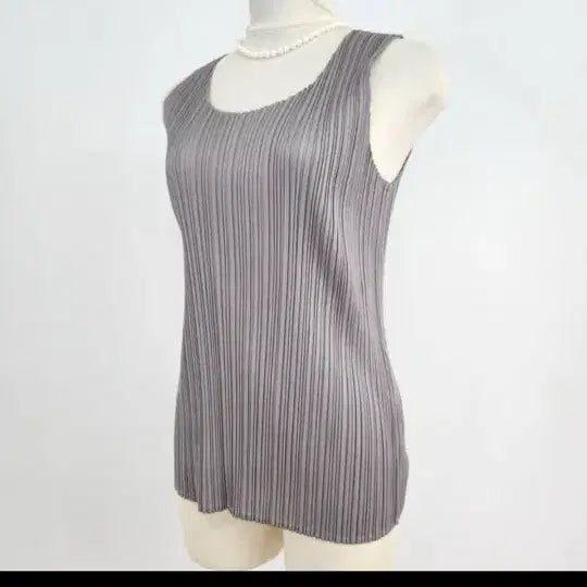 [BUNJANG] PLEATS PLEASE Sleeveless Top M Grey / PLEATS PLEASE 플리츠 플리즈 정품  민소매 그레이색상 -M사이즈