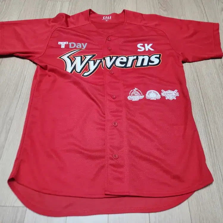 [BUNJANG] SK Wyverns Seojinyong Baseball Jersey Size 95 / SK 와이번스 22번 서진용 유니폼 사이즈 95 판매합니다.