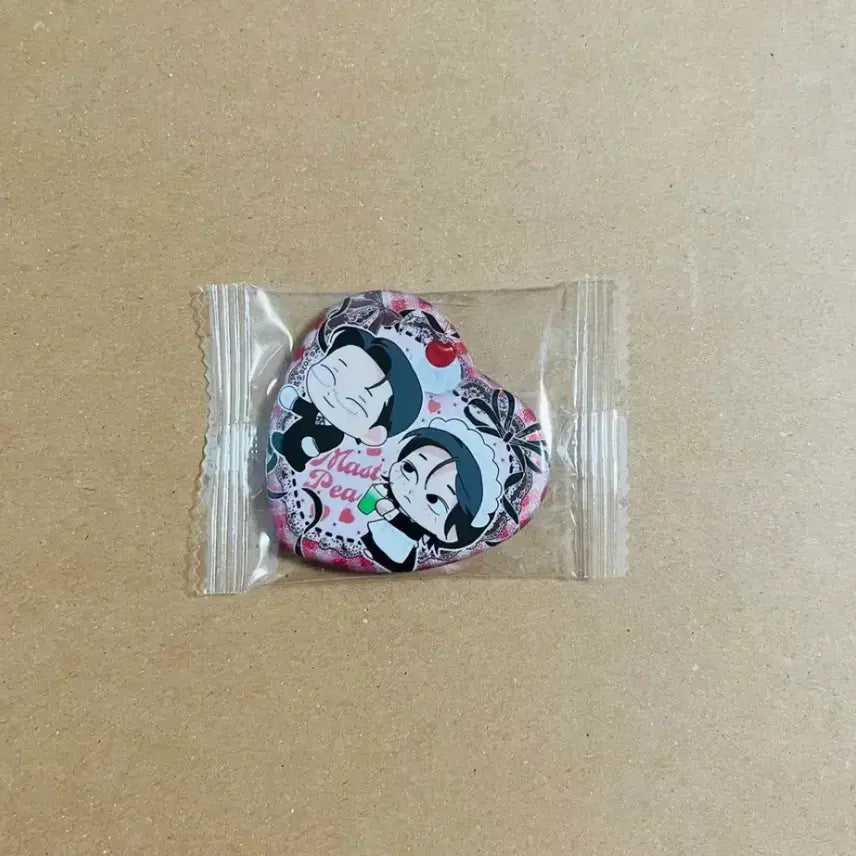 [BUNJANG] Le Bom Salon de Bon Joo Pyung Heart Can Badge / 레봄 살롱드르봉 주의평화 주평 하트캔뱃지