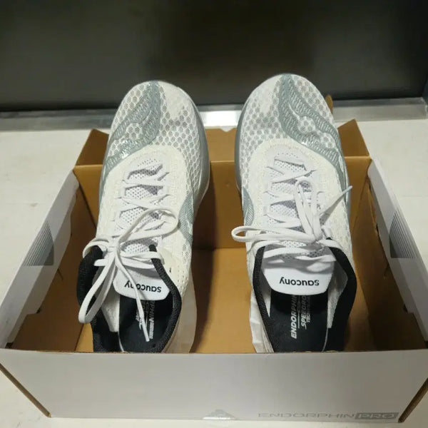 [BUNJANG] Saucony Endorphin Pro 4 Running Shoes (280mm) / 써코니 엔돌핀 프로 4 280 마일리지 3km 판매