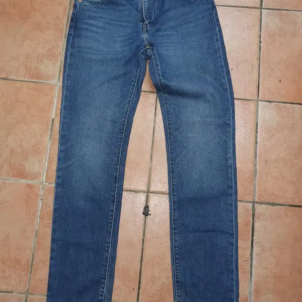 [BUNJANG] Levi's Premium 511 Slim Fit Jeans (W30 L32) / [최상급] 리바이스 프리미엄 511 슬림핏 청바지 중청 (W30 L32)
