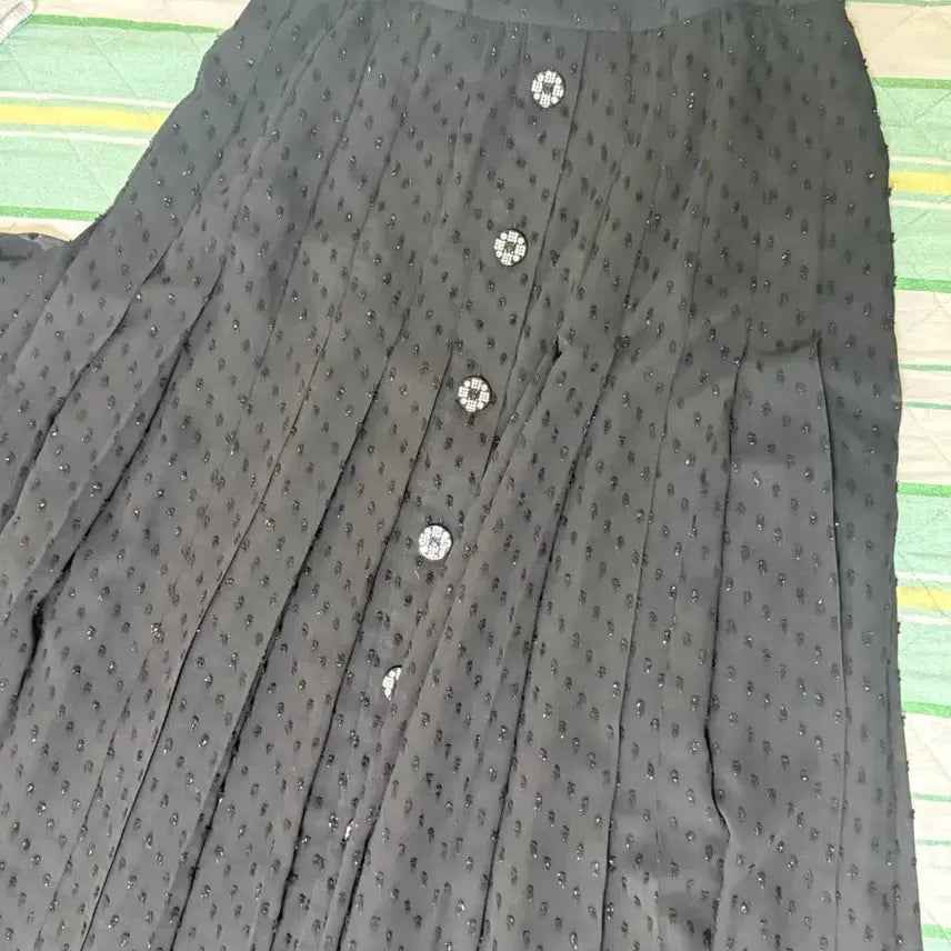 [BUNJANG] MOJO.S.FINNE Blouse and Skirt Set / 모조에스핀 블라우스 및 스커트 세트