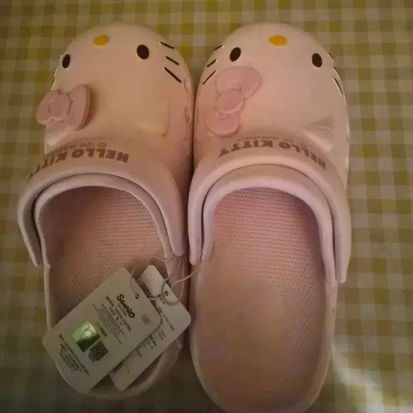 [BUNJANG] Hello Kitty Pink Crocs Slipper Sandals / 헬로키티 샌들 250,260mm (새상품)