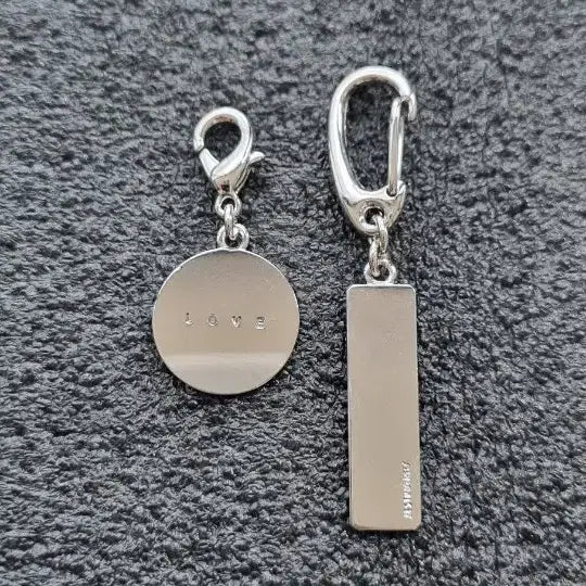 [BUNJANG] Silver Charm/Keyring Set (2 Types) / 은색 참/키링 2종 세트일괄