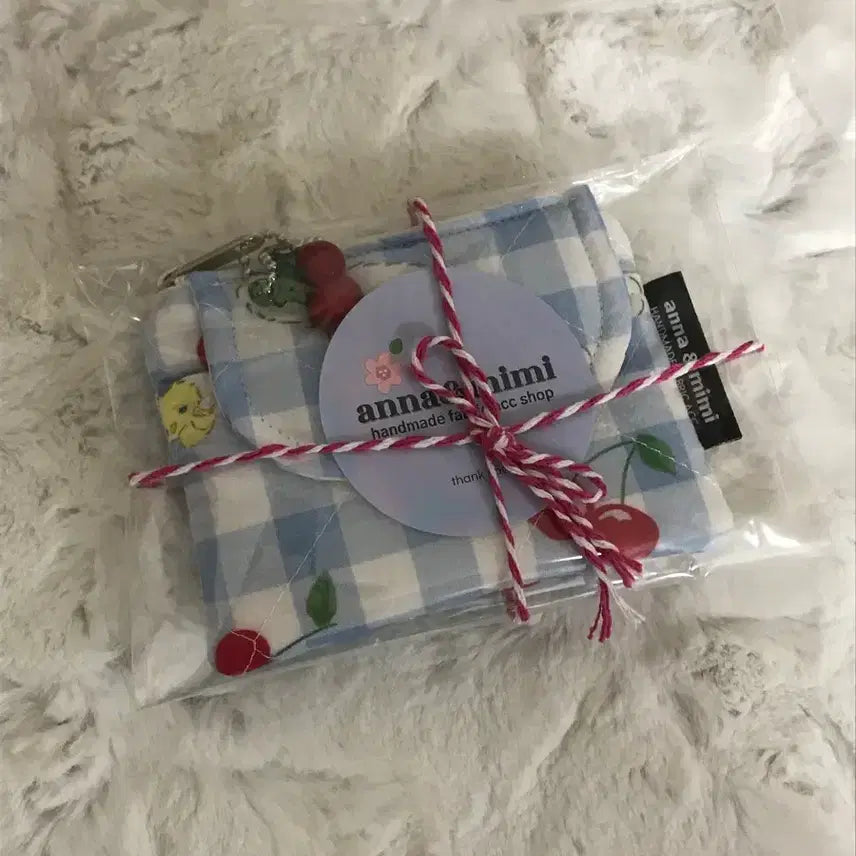 [BUNJANG] Anna & Mimi Cinnamoroll Cherry Mini Pouch Card Coin Wallet / 안나앤미미 시나모롤 체리 미니파우치 카드동전지갑