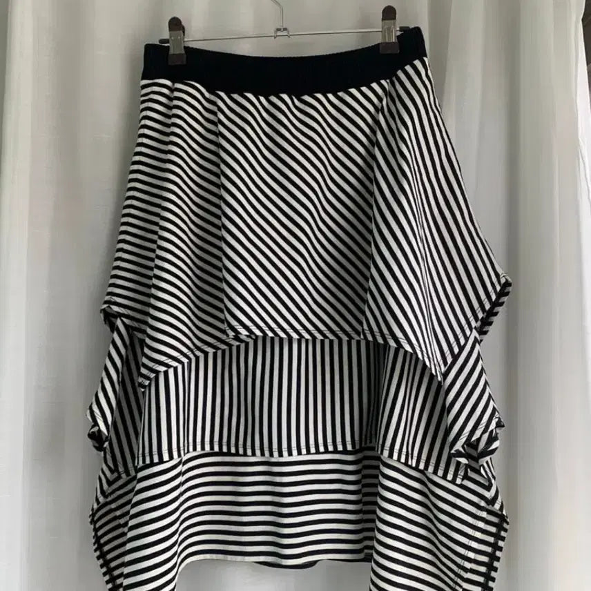 [BUNJANG] Hiroko Bis Striped Skirt / Hiroko bis 스트라이프 스커트