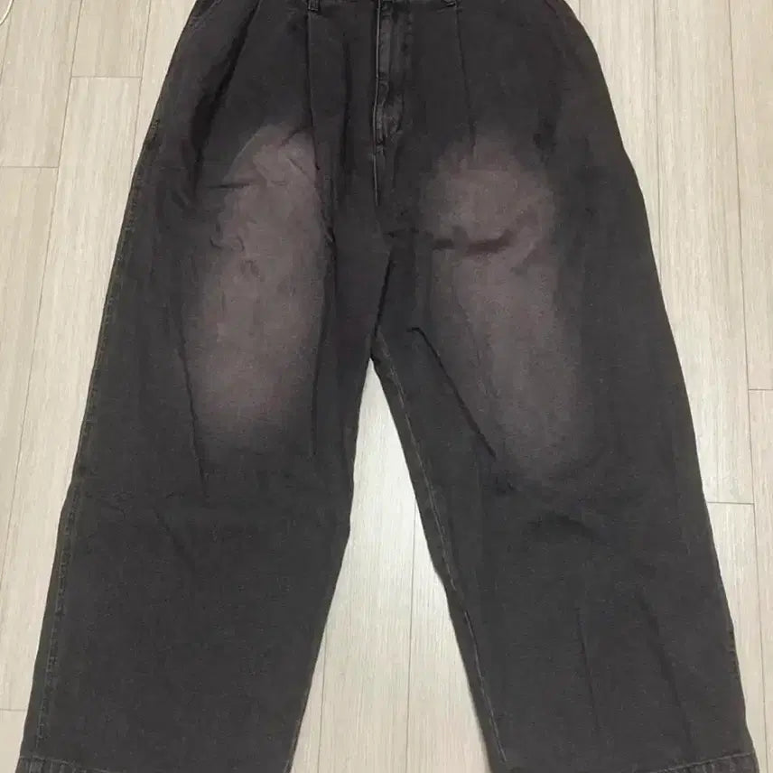 [BUNJANG] Freaks Store x Redkap Two-Tuck Baggy Wide Denim Black / [M]프릭스스토어 x redkap 레드캡 투턱 배기 와이드 데님 블랙