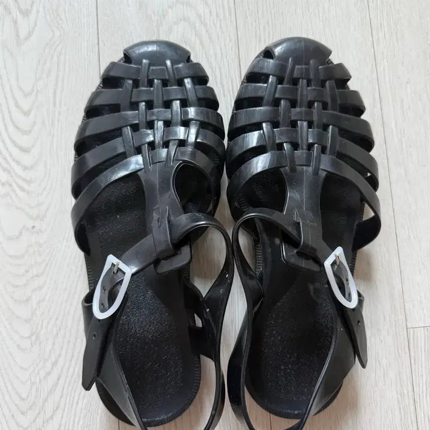 [BUNJANG] Meduse Black Sandals Size 37 / 메듀즈 샌들 블랙 37